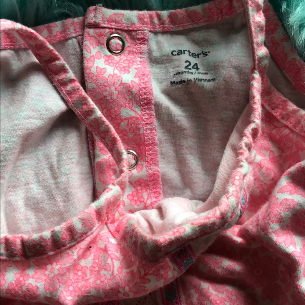 Carters romper - Picture 3 of 3